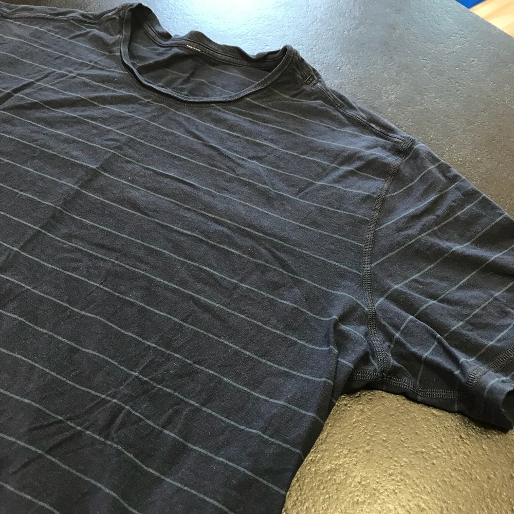 Men’s Lululemon crew